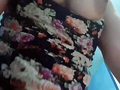 Grandes tetas y polla grande en un encuentro caliente con una MILF madura