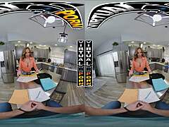 MILF z velikimi joški predava v VR