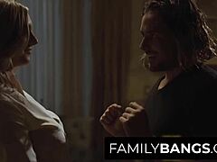 Stiefmutter und Stiefvater in einem Familybangs-Com-Video mit Stiefsohn Tyler Nixon und Kayley Gunner