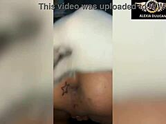 Sheele ja Anittas tatuoidut transseksuaali tyttö anaaliseikkailu Brasiliassa