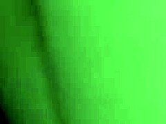 Jypsee Khans viser frem sin modne kropp med en stor svart kuk og anal action