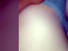 Isteri amatur menelan air mani dalam video creampie cuckold buatan sendiri