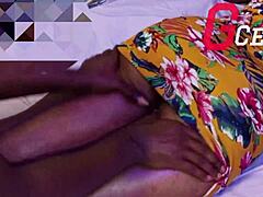 Video de masaj senzual cu o pizdă mare și suculentă a mamei negre