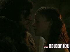 סצנות סקס של כוכבים עירומים עם סלבריטאים בעונה השלישית של Game of Thrones